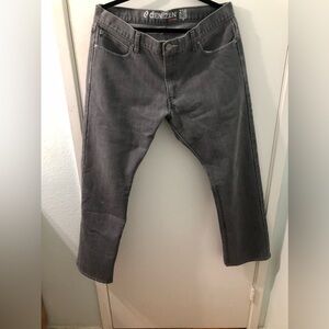 GUC, Denizen by Levi’s, Men’s 218 Slim Straight Fit, Gray Wash Jeans, 36 x 30